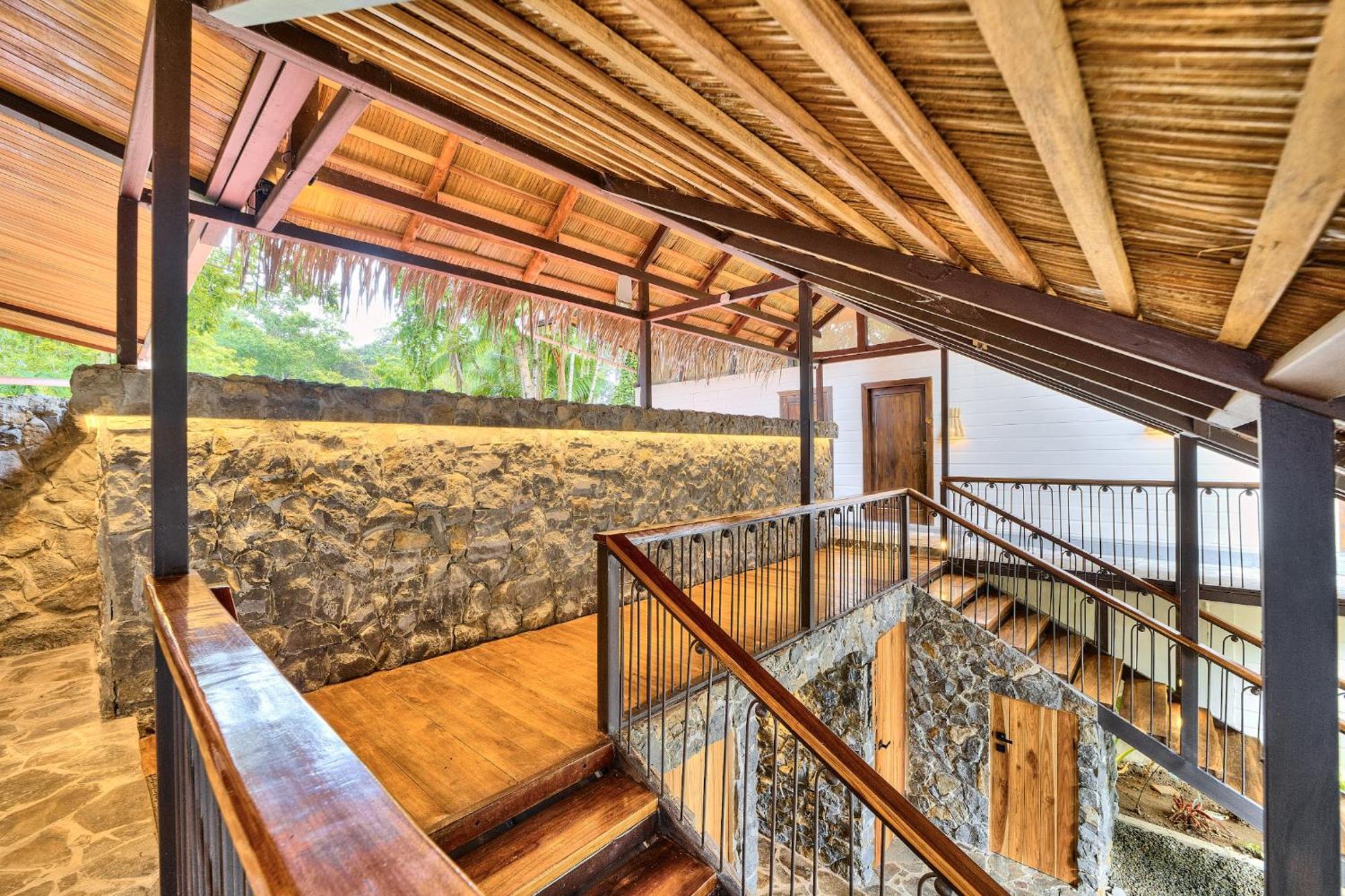 Conga Boutique Hotel Puerto Viejo de Talamanca Dış mekan fotoğraf