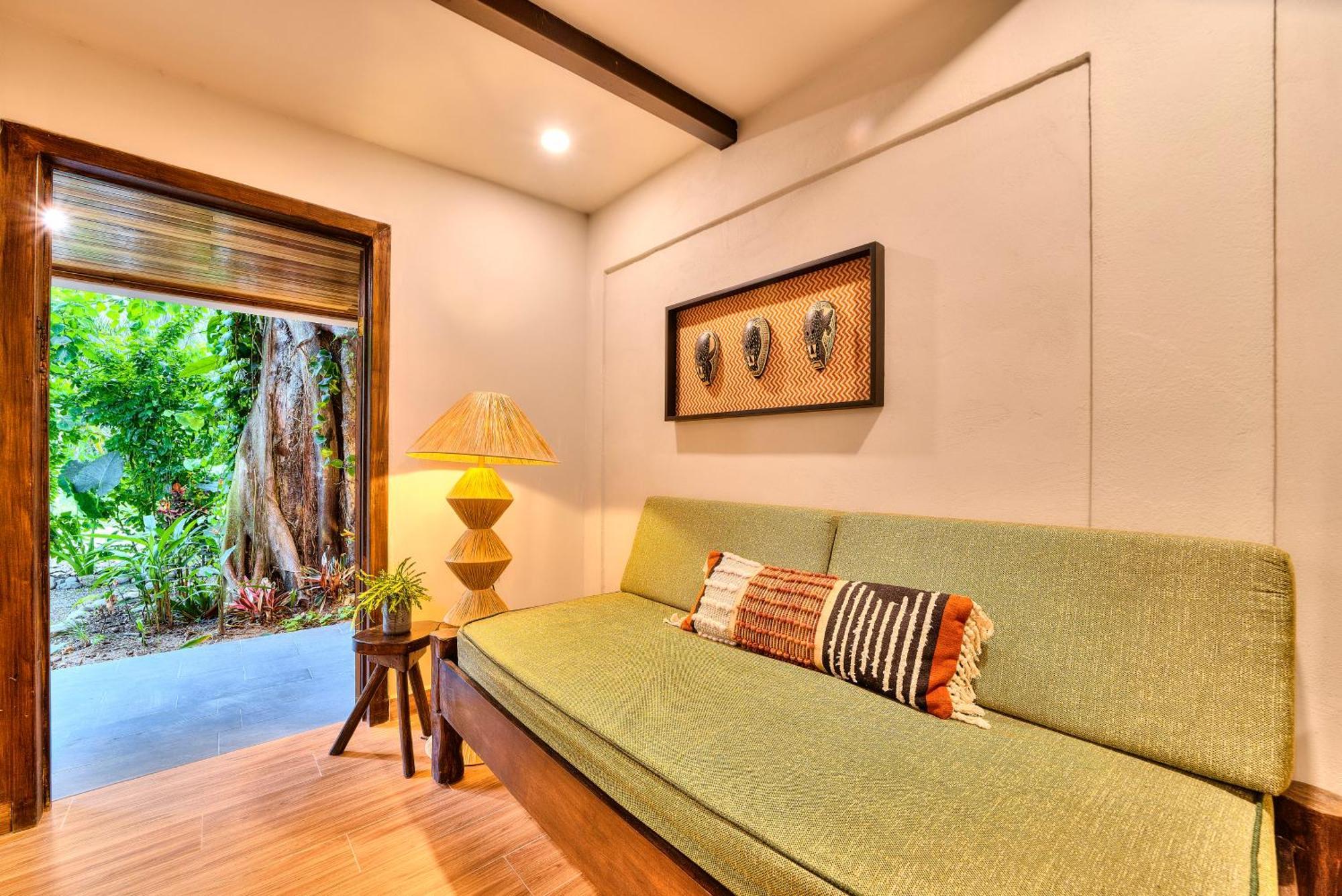 Conga Boutique Hotel Puerto Viejo de Talamanca Dış mekan fotoğraf