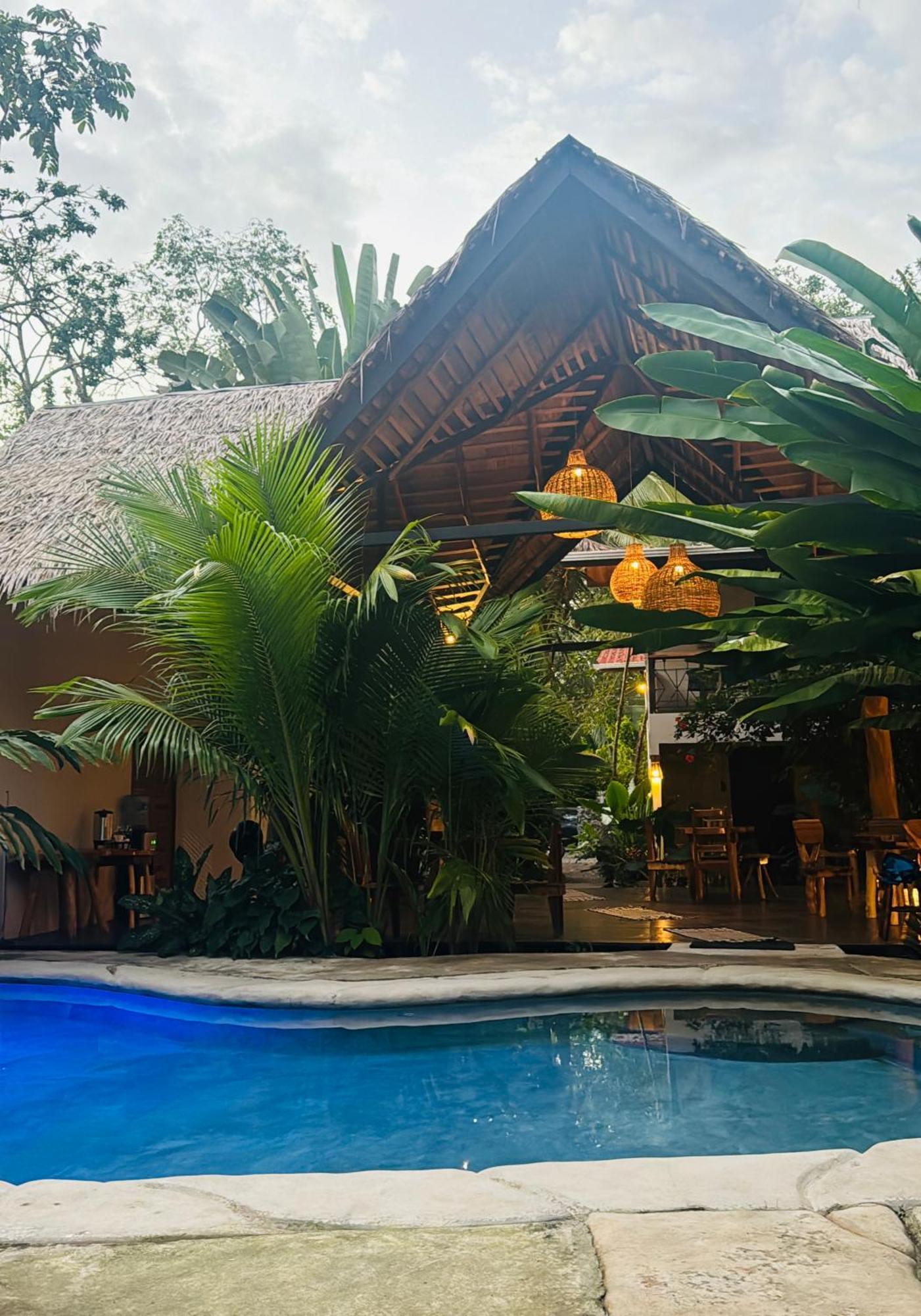 Conga Boutique Hotel Puerto Viejo de Talamanca Dış mekan fotoğraf